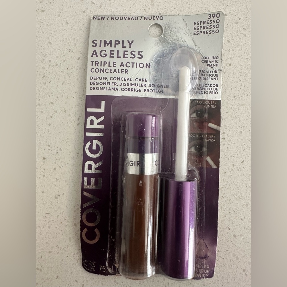 COVERGIRL SIMPLY AGELESS TRIPLE ACTION CONCEALER 390 EXPRESSO NEW IN PACKAGE